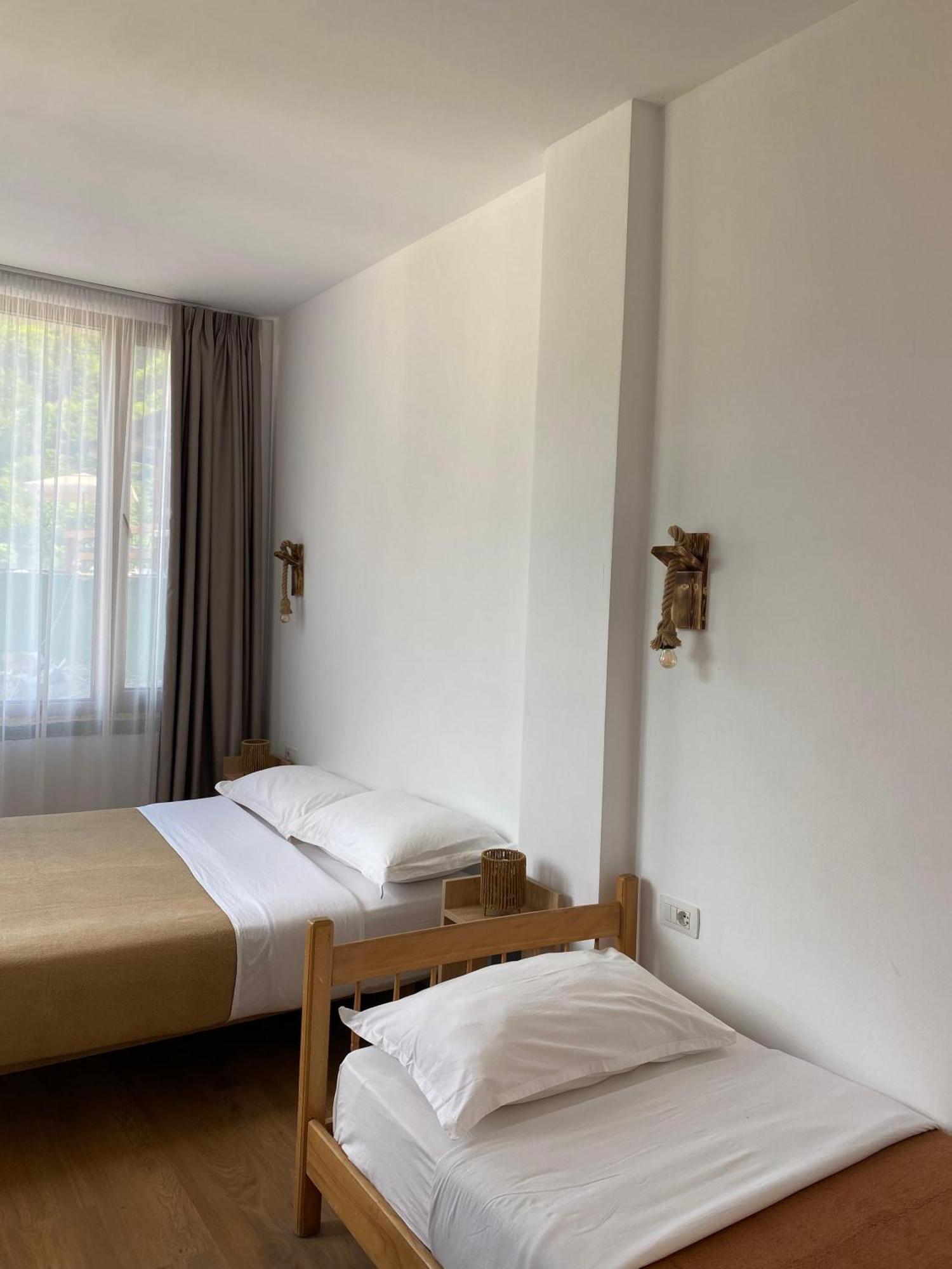 Hotel Vellezrit Guri Theth Ngoại thất bức ảnh